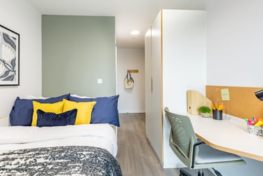 Accessible Platinum En Suite - Image 1